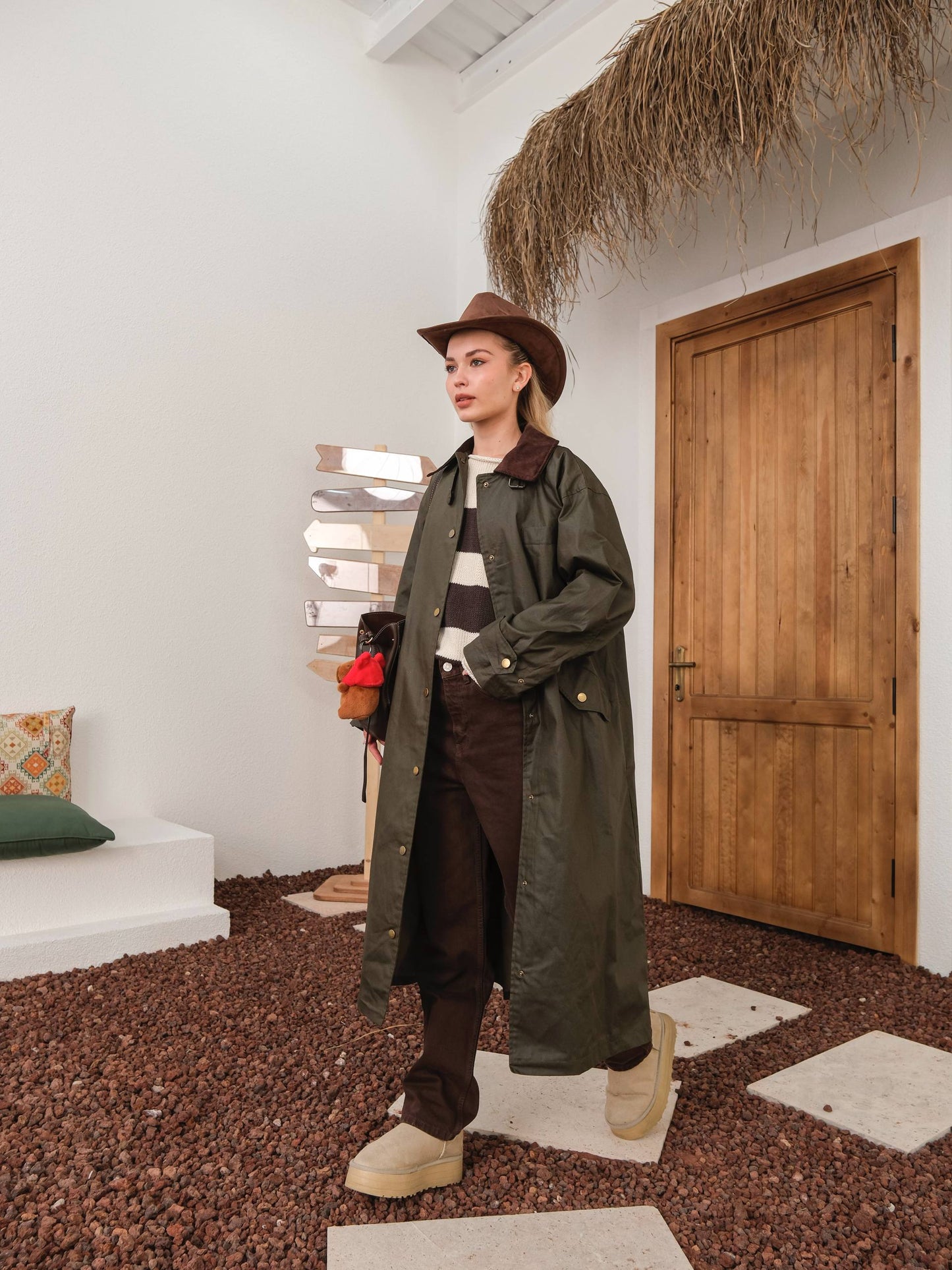 Haki Mumlu Gabardin Ekose Astarlı Uzun Parka