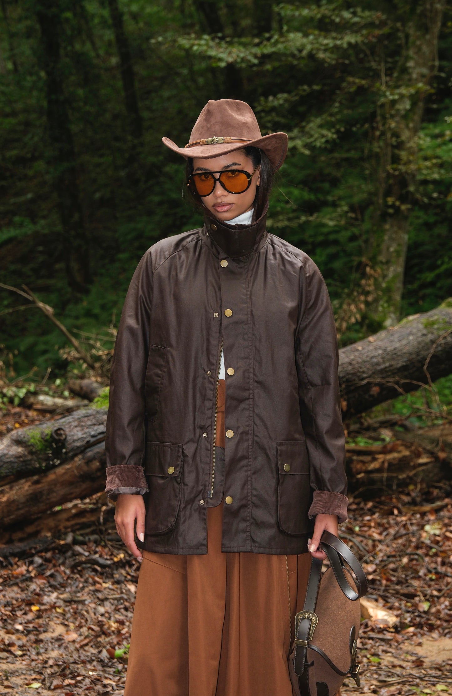 Kahverengi Mumlu Gabardin Ekose Astarlı Parka