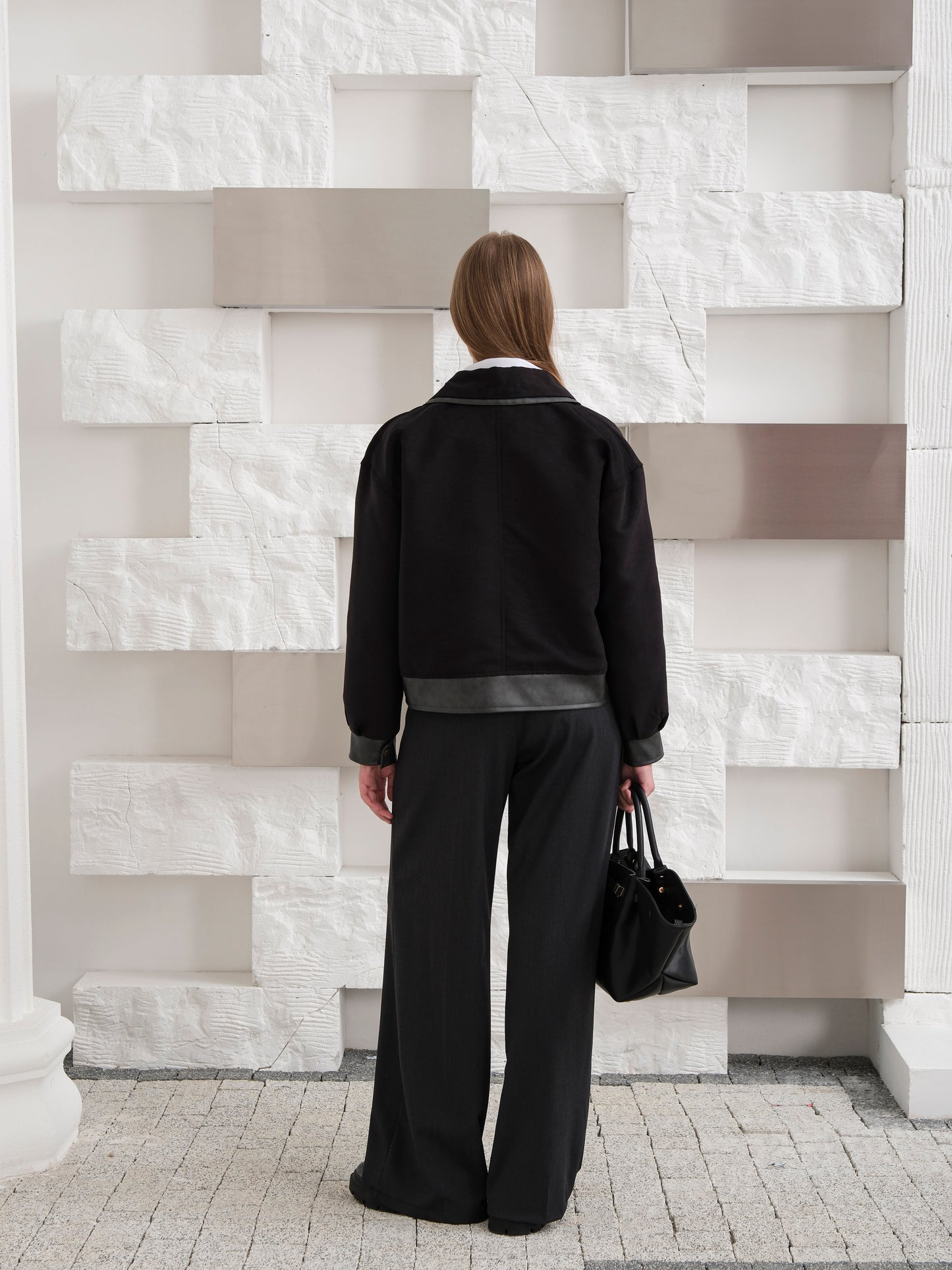 Siyah Süet Cep Detaylı Ceket