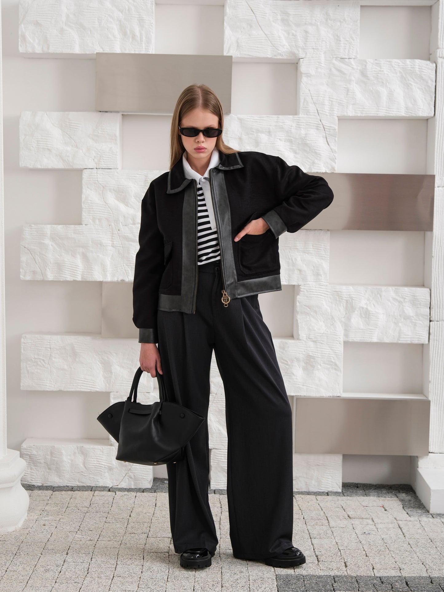 Siyah Süet Cep Detaylı Ceket