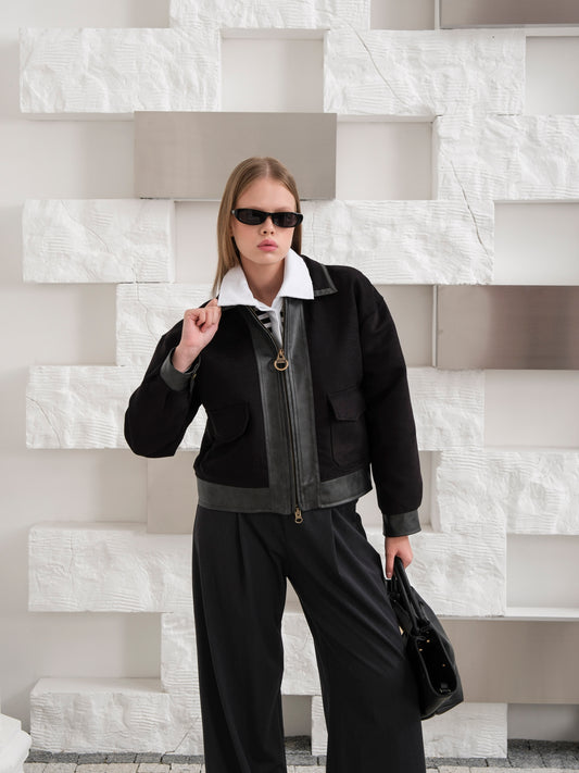 Siyah Süet Cep Detaylı Ceket